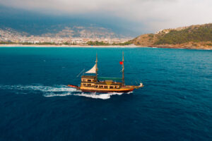 Boat Trip along the Alanya Coast